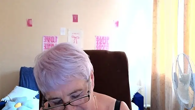 XXX chat uživo modela Sandra_Snowflake