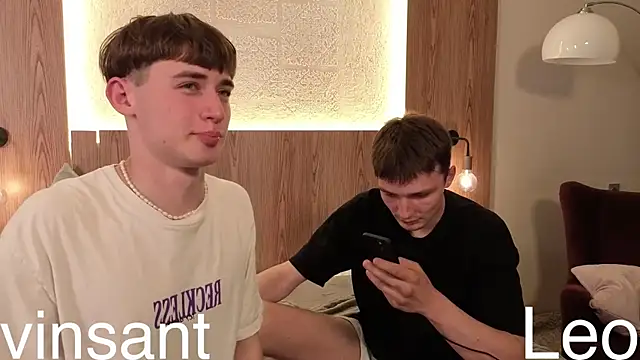 Vinsant_X Adlı Modelin Canlı XXX Sohbeti