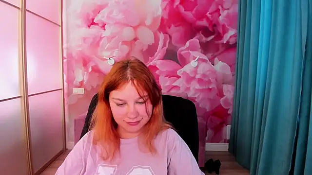 AngelinaLow's Live XXX Chat