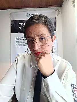 Valentina--1 Chat XXX in diretta