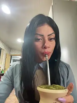 Chat XXX ao vivo de belababyy