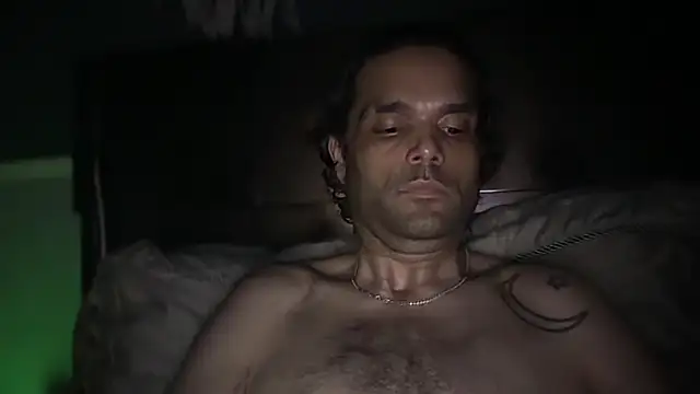 icebergslim281 élő XXX-chatje