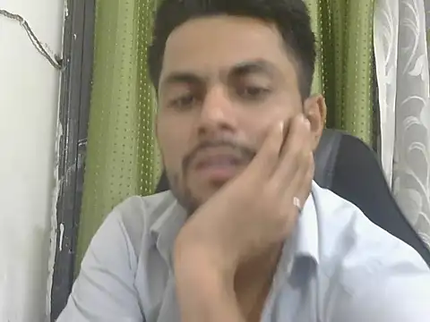 Stubborndesiboy 现场XXX聊天