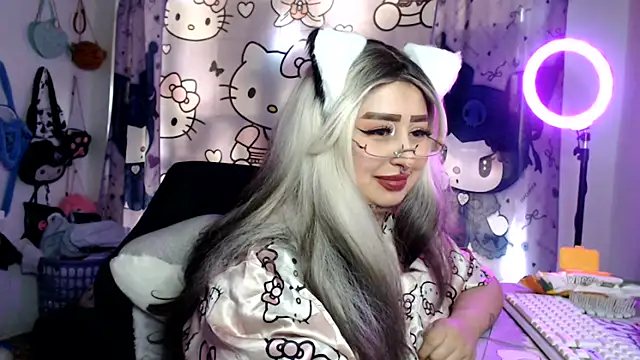 lussyevans24 – Naživo XXX chat