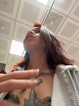 Czat XXX na żywo – RosieSecret