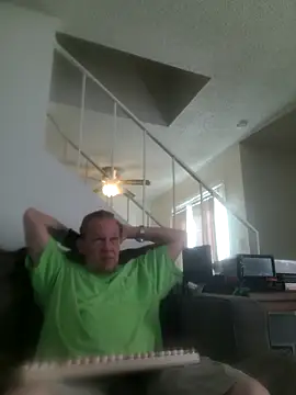 yourMasterisBored's Webcam Show