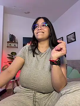 tati_reyess লাইভ XXX চ্যাট