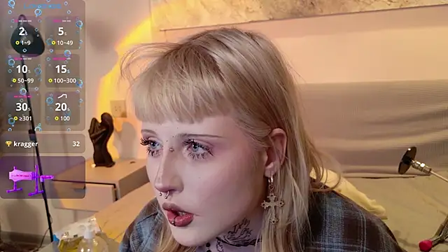 Chat +18 de MilkMeSoftly ao vivo