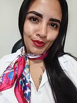 MAYE__13 Chat XXX in diretta