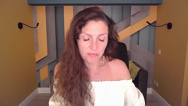 XXX chat uživo modela EllaLong
