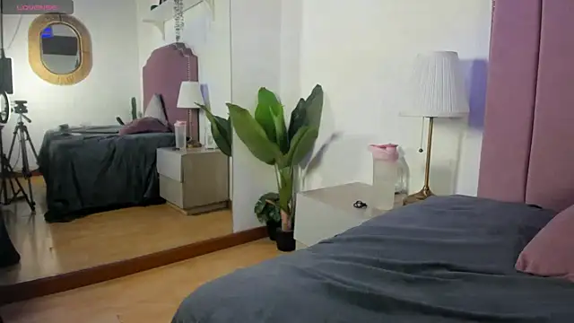 Chat XXX en directo de Littlejade_dh