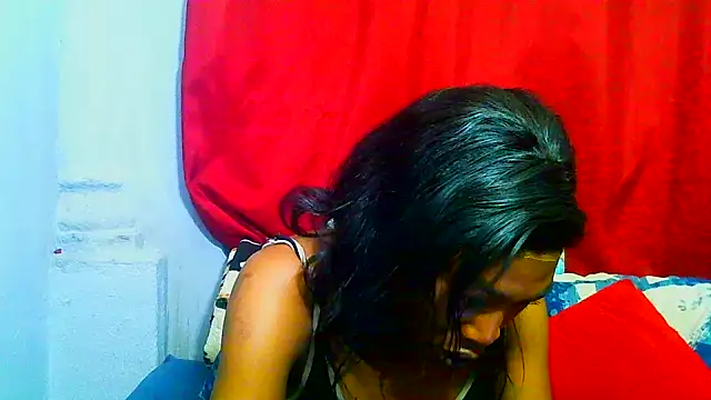freaky_naughty লাইভ XXX চ্যাট