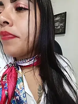 MAYE__13's Live XXX Chat