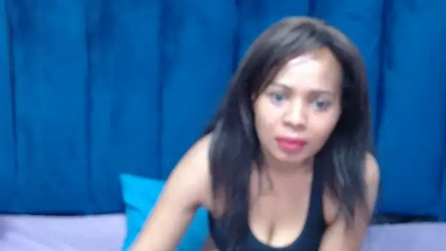 Chatroom XXX en direct de Barbieliciousxxx