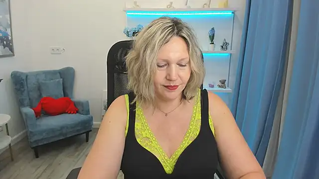 NinaStarle – Naživo XXX chat