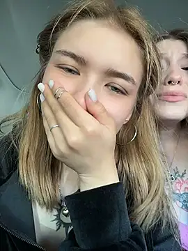 FlashTitsRoyal Live XXX-chat