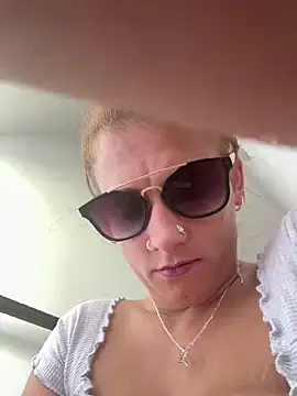 Chat XXX en directo de Bellaa25