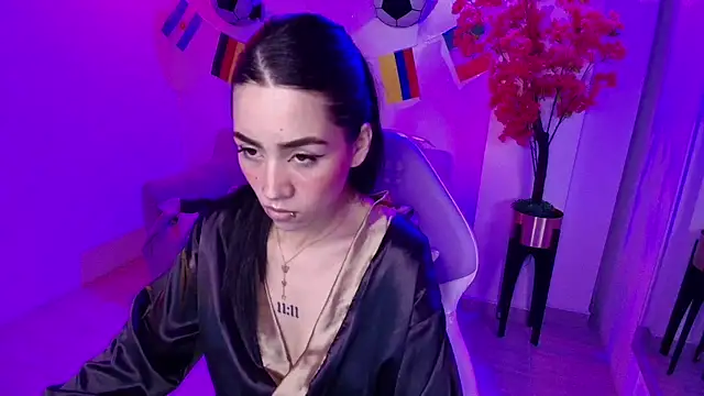 Rainy_doll's Live XXX Chat