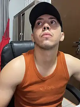 Show modela Fer_Ti na web-kameri