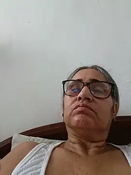 _candi's Live XXX Chat