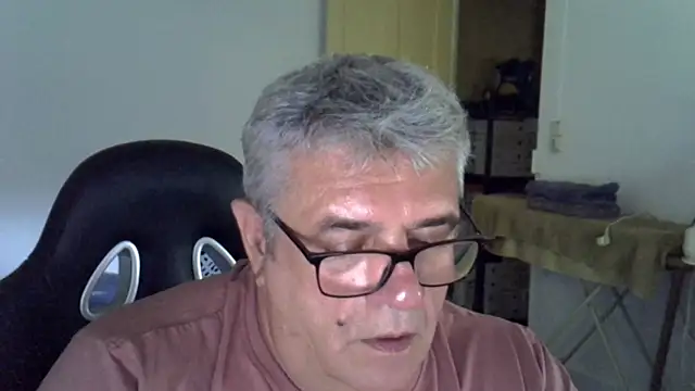 Laurent_oldmen Adlı Modelin Canlı XXX Sohbeti