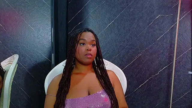 EbonyHenner's Live XXX Chat