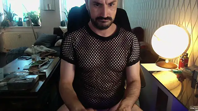 XXX chat uživo modela tomz0819