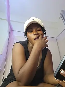TrishaKalid Live XXX-chat