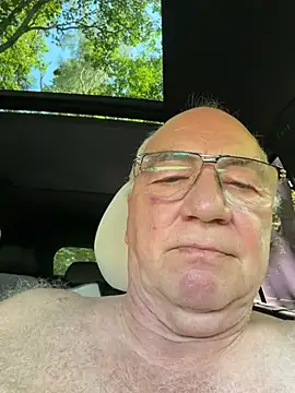 Živý XXX chat biggandybig