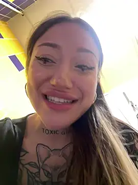 SaintSquirt Live XXX-Chat