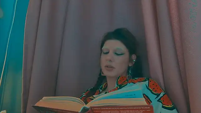 VivienDarkbloom – Naživo XXX chat