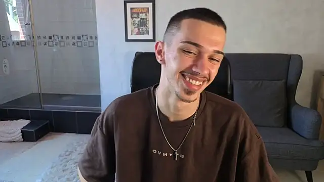 KaydenDrew Chat XXX in diretta