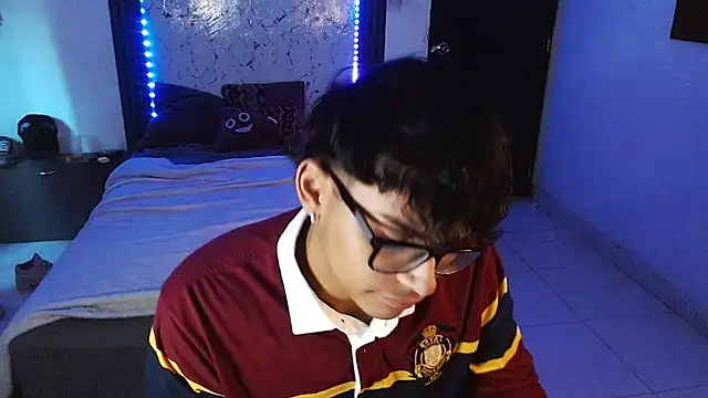Chat XXX ao vivo de Mr_yisuzz