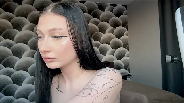 Онлайн чат XXX miamicute