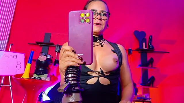Chat +18 de MistressSlut1 ao vivo