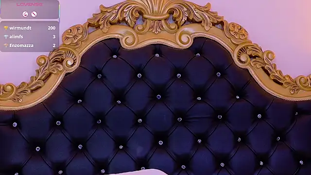XXX chat uživo modela AdelinaVans