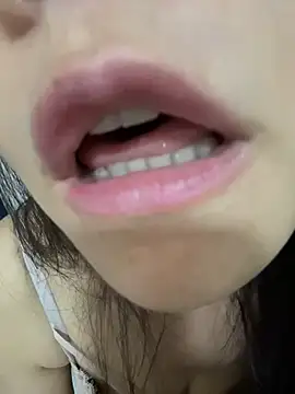 xiaochengzi505: онлайн-секс-чат