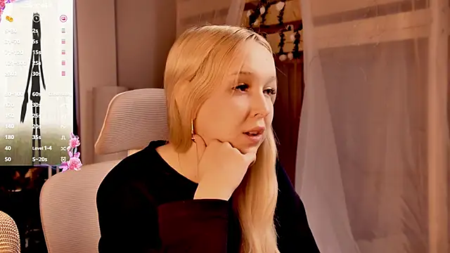 MaoqiBeverly Chat XXX live