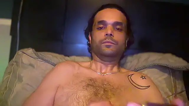 icebergslim281's Live XXX Chat