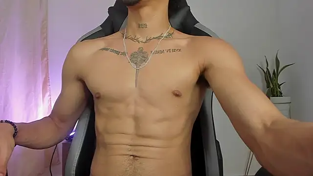 Lukeetaylor's Live XXX Chat