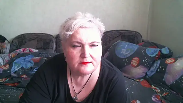 Lana555: онлайн-секс-чат