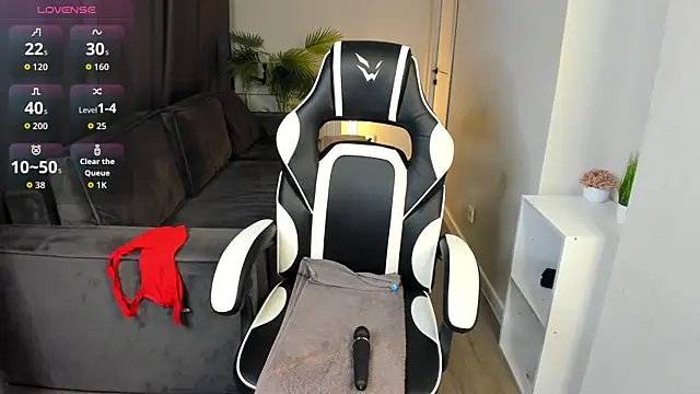 Dixon_Ross' Live XXX Chat