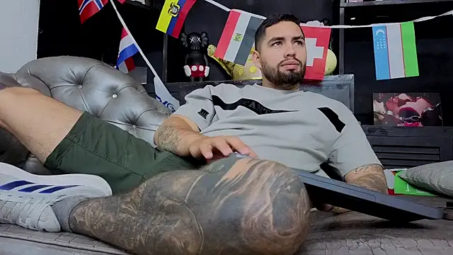 matteosantos Chat XXX in diretta
