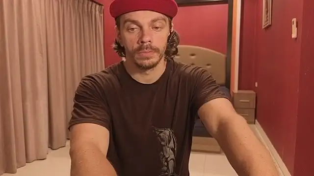 XXX chat uživo modela AlansonofDaddy