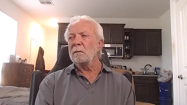 צ'אט XXX בשידור חי של rockpoint69