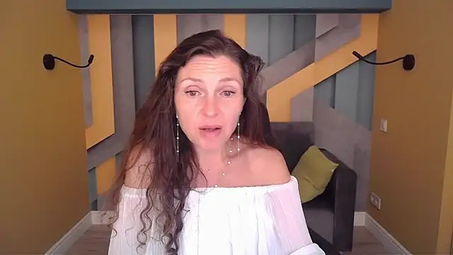 EllaLong Chat XXX live
