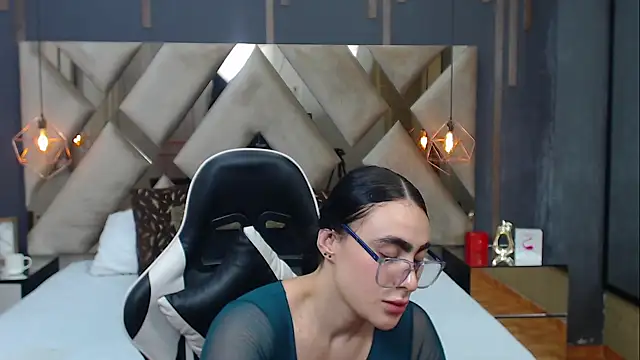 MartinaaFit's Live XXX Chat