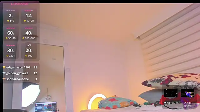 Chat XXX en directo de SharonVelvet