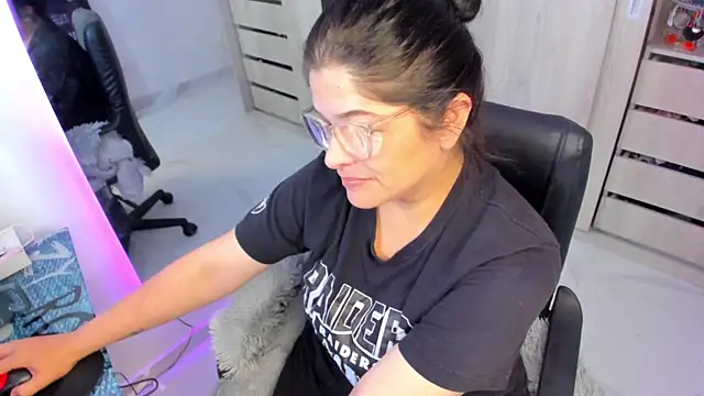 BellaFlaming's Live XXX Chat