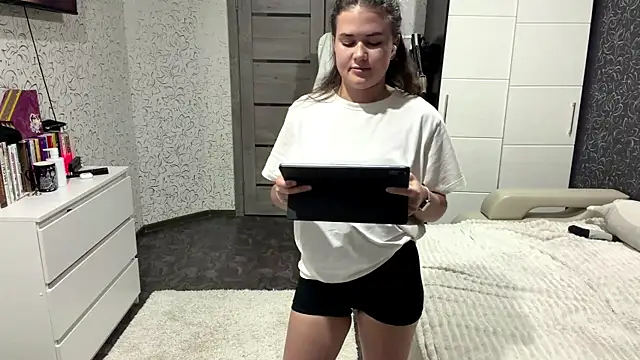 Chat XXX en directo de cuteshowy
